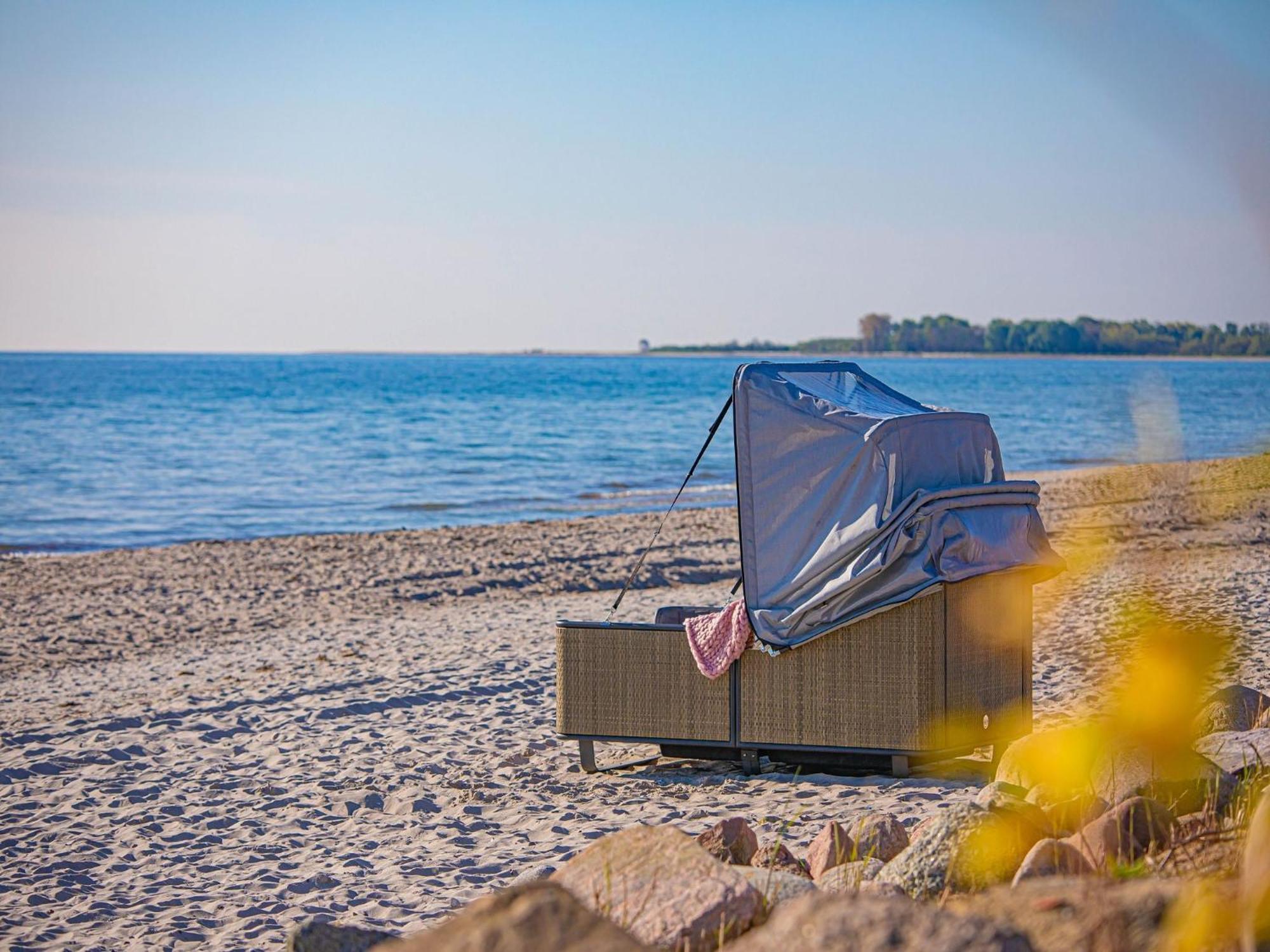 Strand Lounge Kronsgaard Екстериор снимка