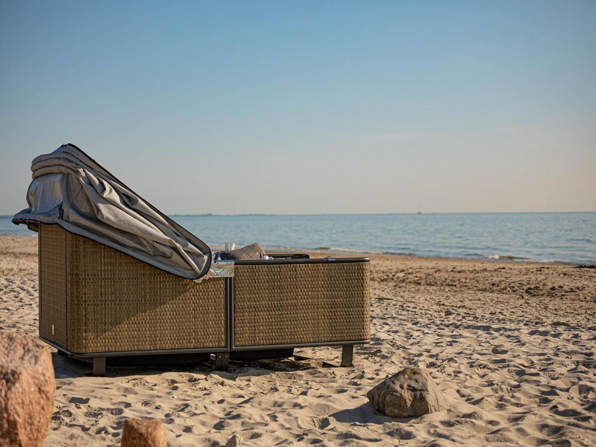 Strand Lounge Kronsgaard Екстериор снимка