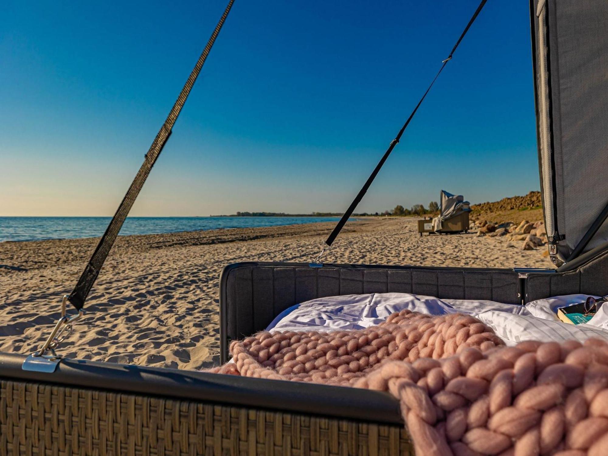 Strand Lounge Kronsgaard Екстериор снимка