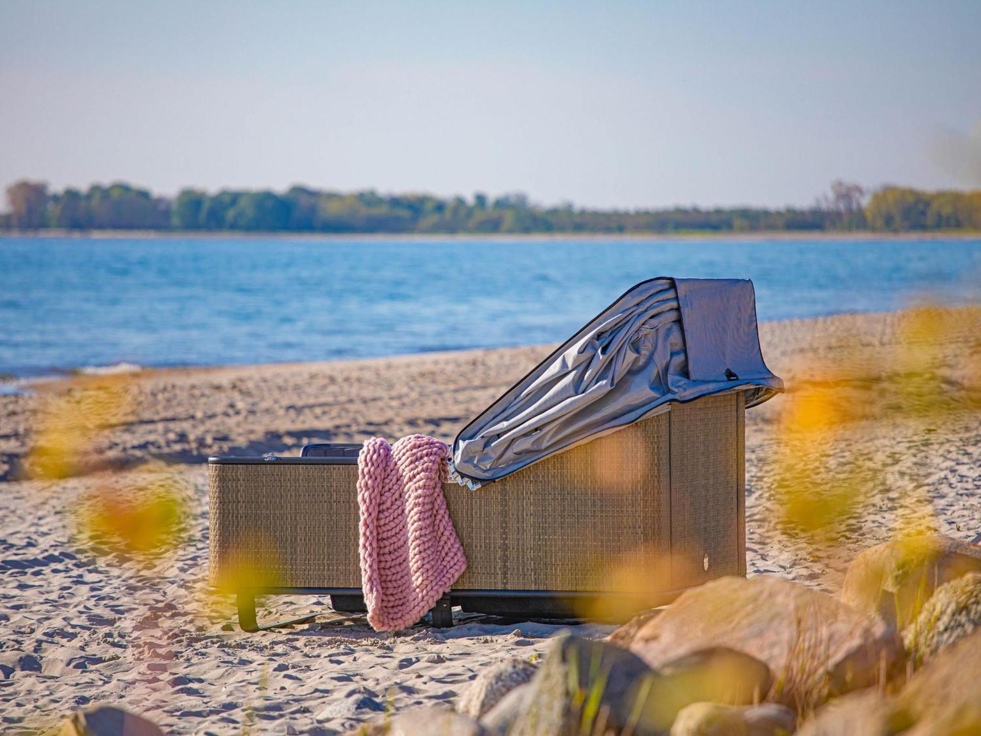 Strand Lounge Kronsgaard Екстериор снимка